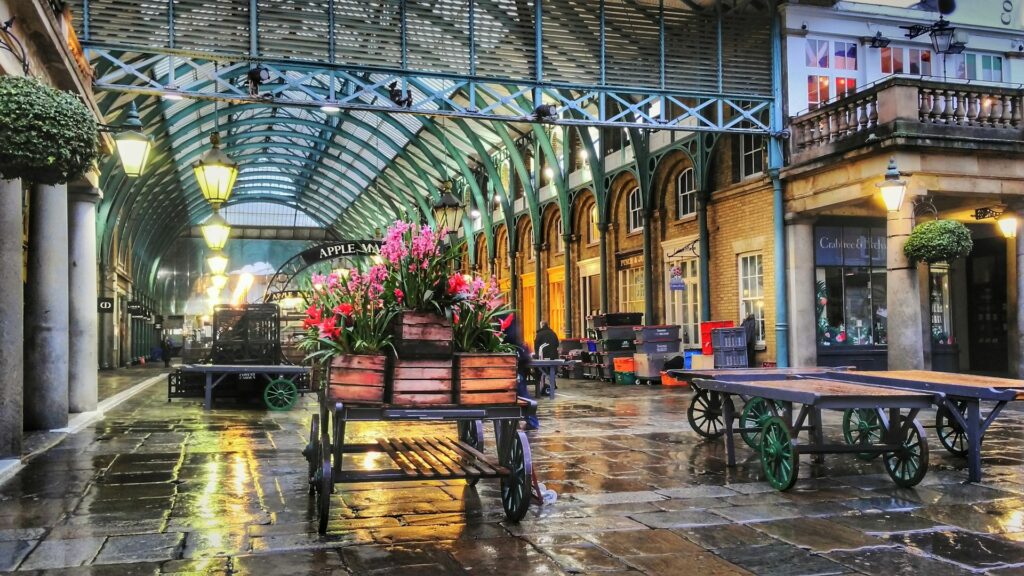 Covent Garden piac esti fényben
