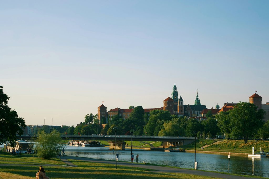 Wawel várkomplexum a Visztula felől